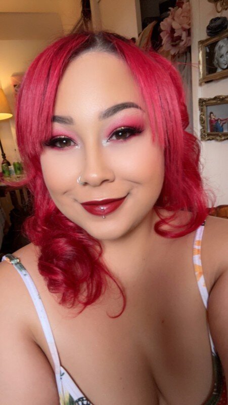 Callie (@callievane), OnlyFans creator