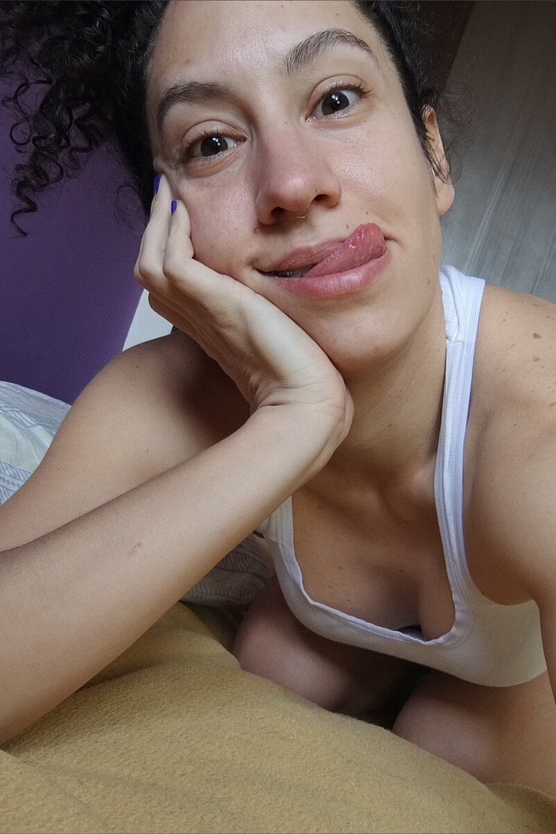 Lila (@calmlikeabomb), OnlyFans creator