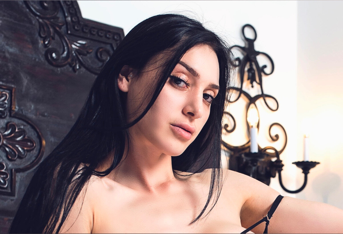 Cambriecain (@cambriecain), OnlyFans creator