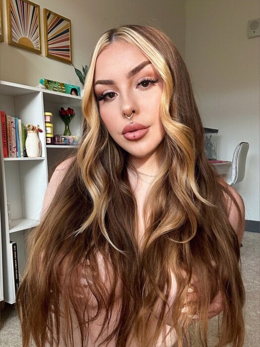 camila (@camiladelrae), OnlyFans creator