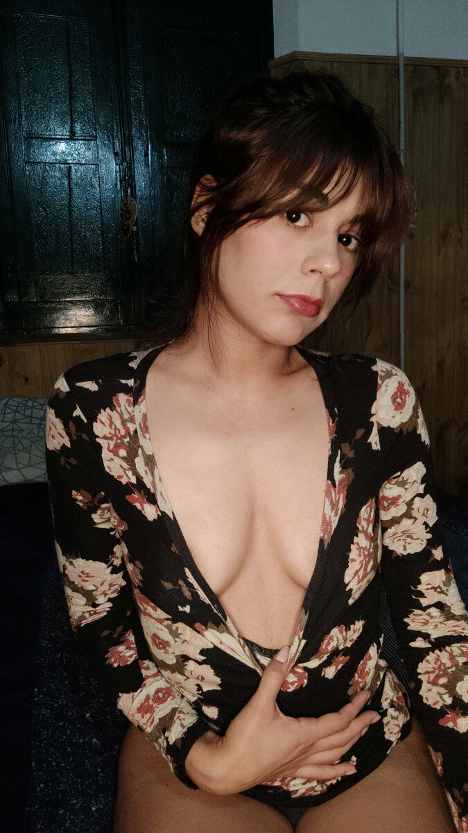 Camilita2x (@camilita2x), OnlyFans creator