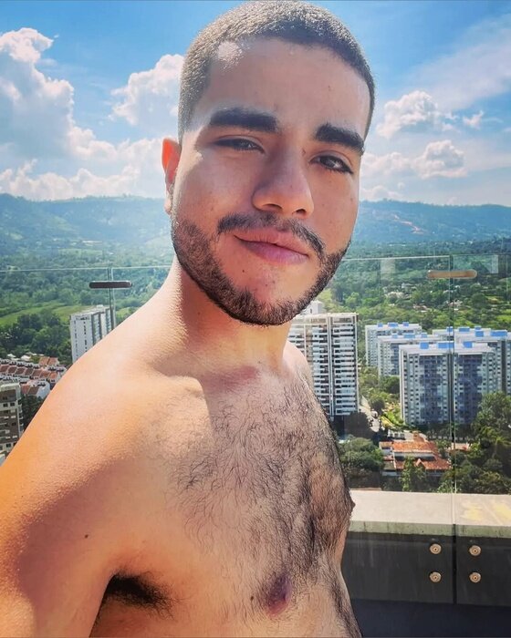 Camilotorres96 (@camilotorres96), OnlyFans creator