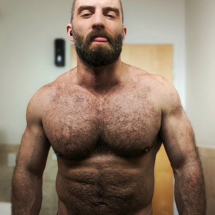 Canadianbacon101 (@canadianbacon101), OnlyFans creator