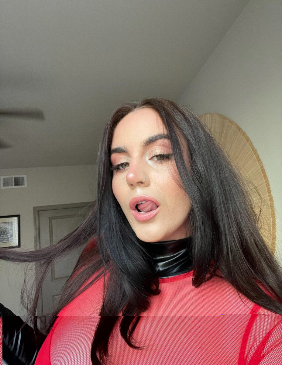 Candycourt (@candycourt), OnlyFans creator
