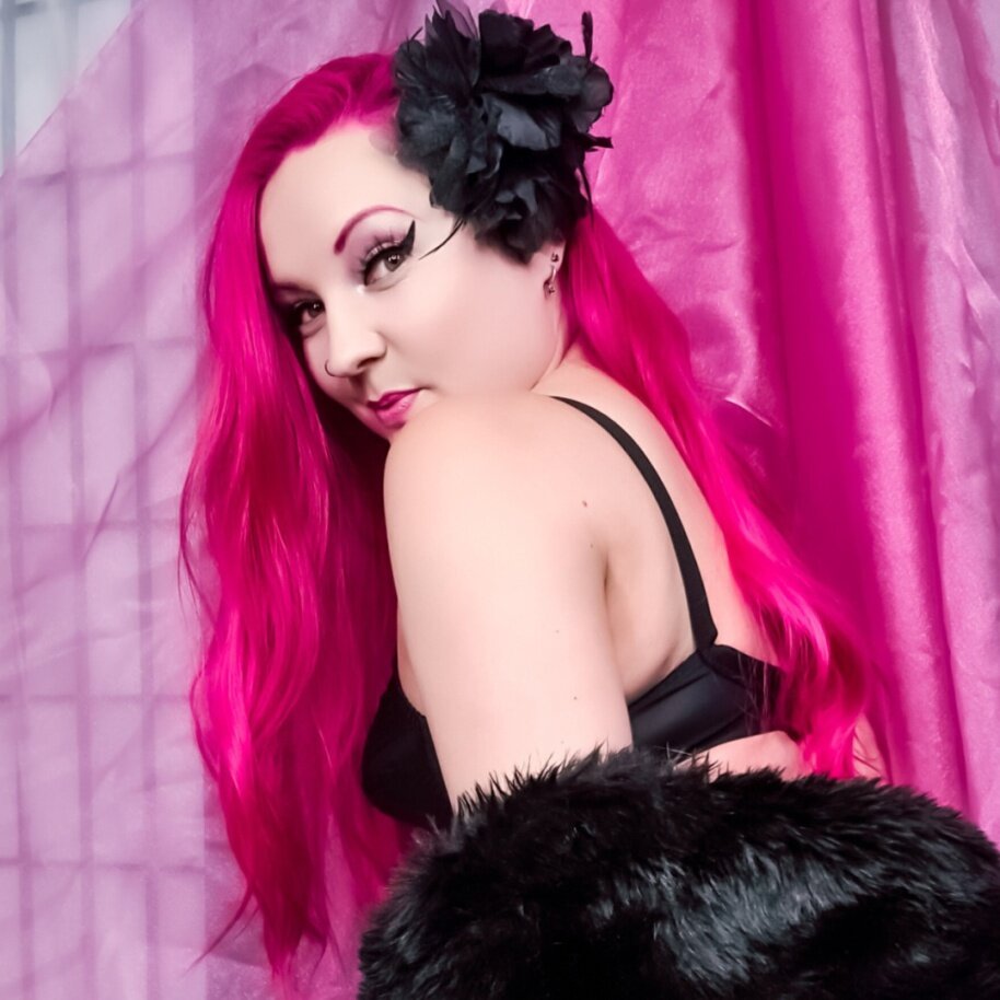 Candyvalentina (@candyvalentina), OnlyFans creator