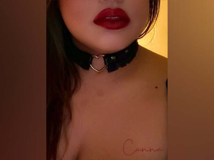 Cannacurves (@cannacurves), OnlyFans creator