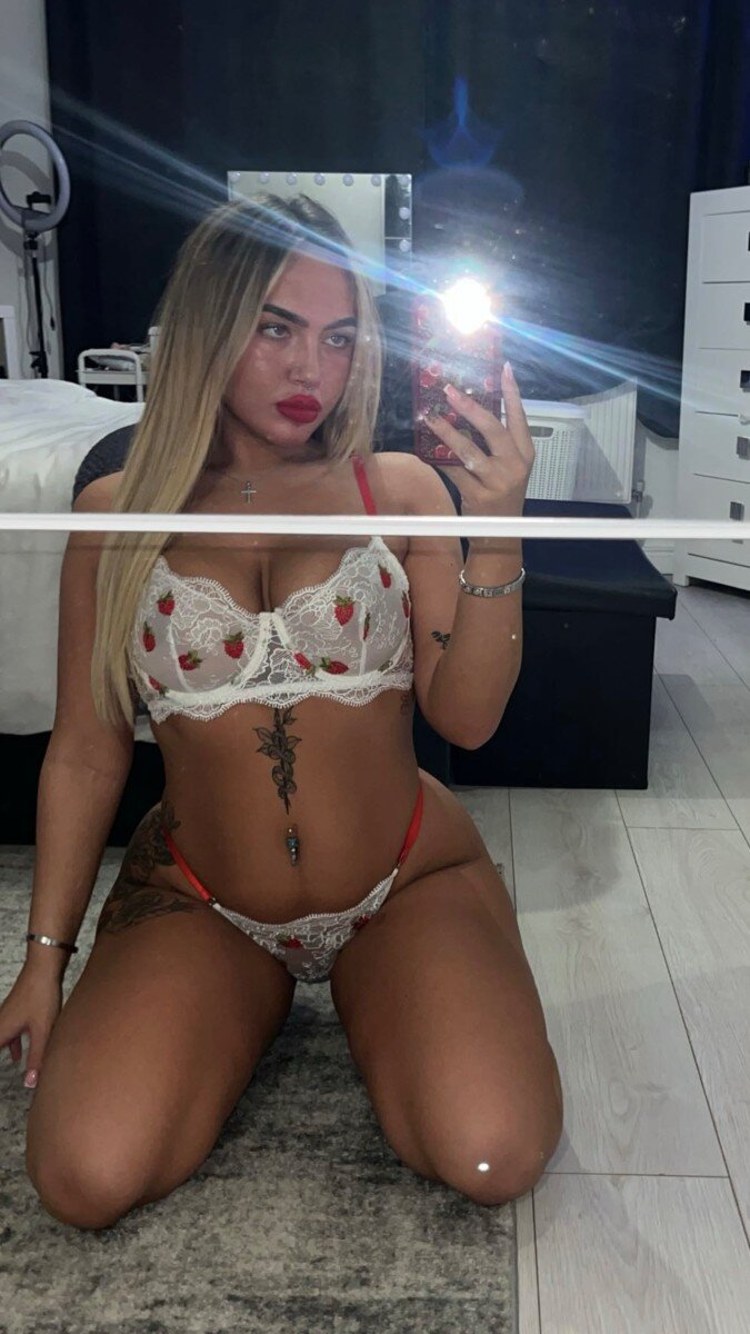 Caoimhee (@caoimhee), OnlyFans creator