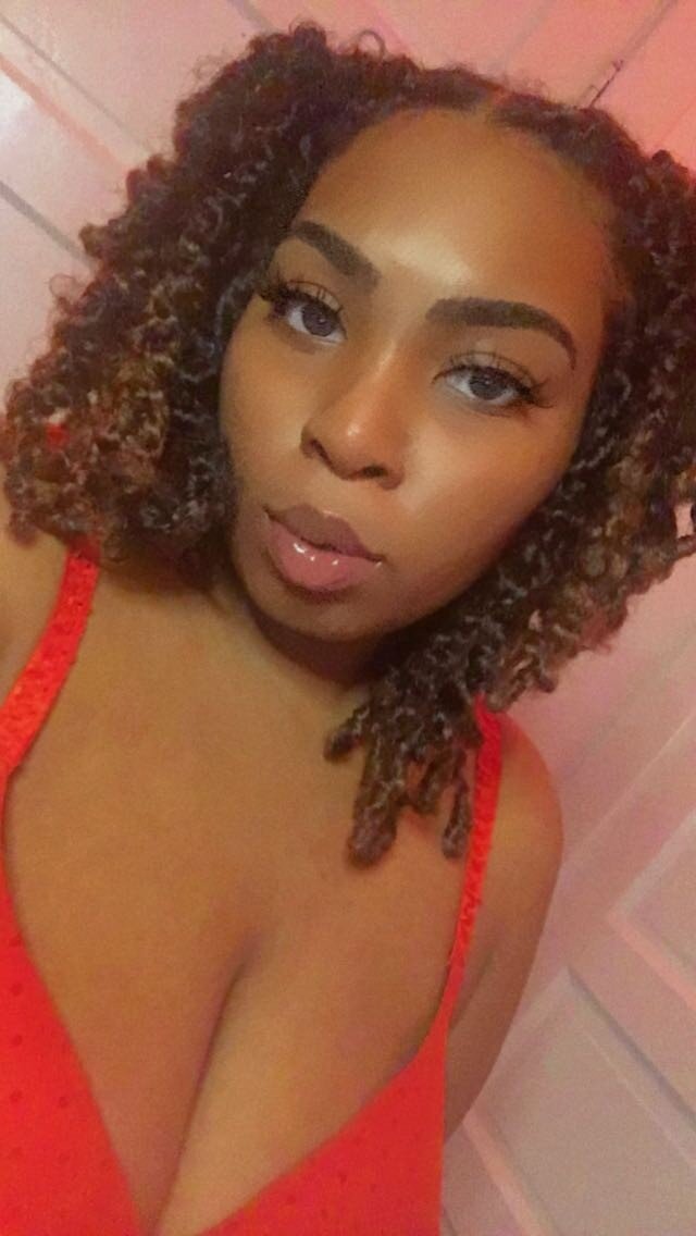 Caramelcuttie (@caramel_cuttie), OnlyFans creator