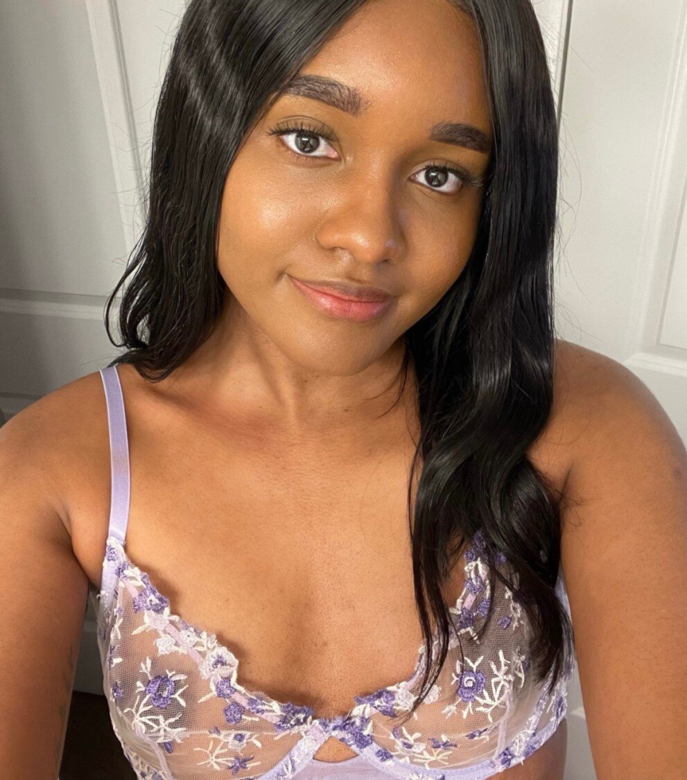 Carameldoll1 (@carameldoll1), OnlyFans creator