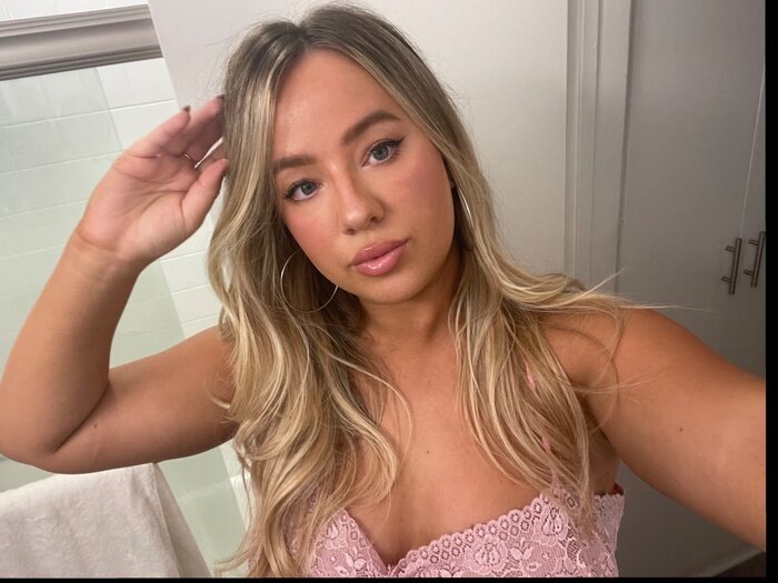 Carissabrianne (@carissabrianne), OnlyFans creator