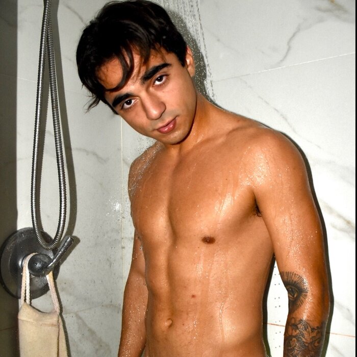 Carlosdickinson (@carlosdickinson), OnlyFans creator