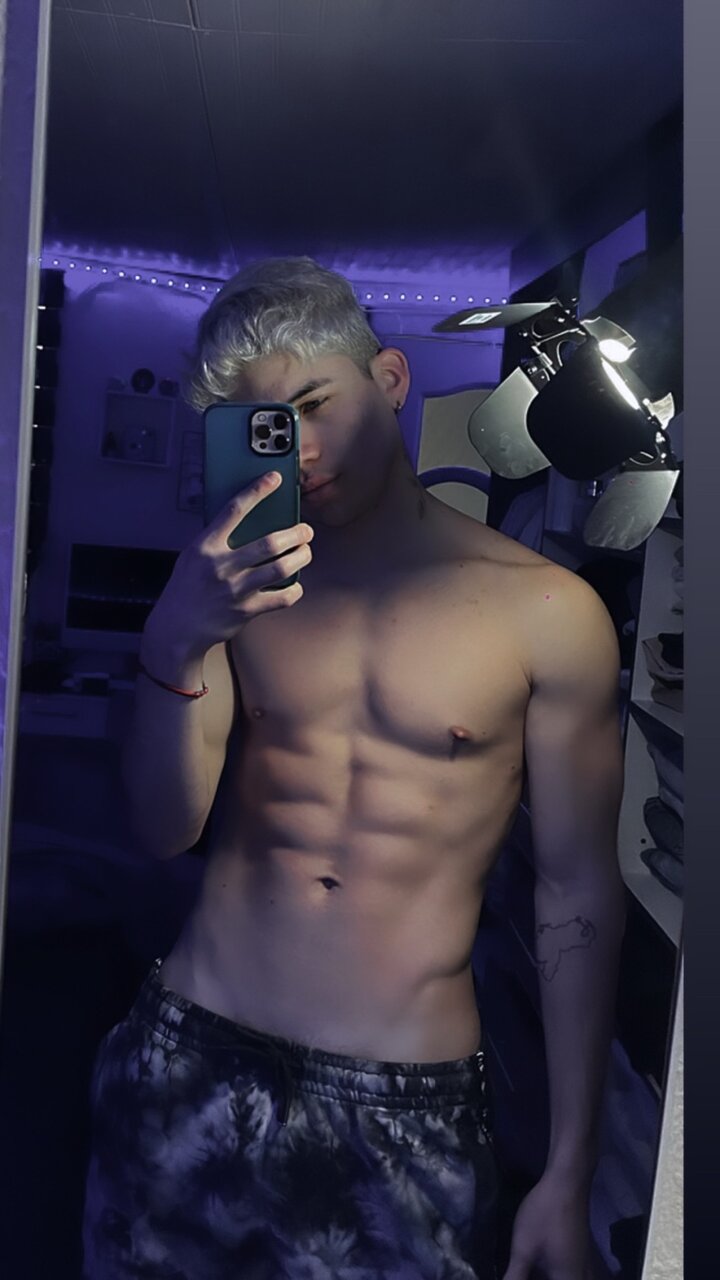 Carlosssbrown (@carlosssbrown), OnlyFans creator