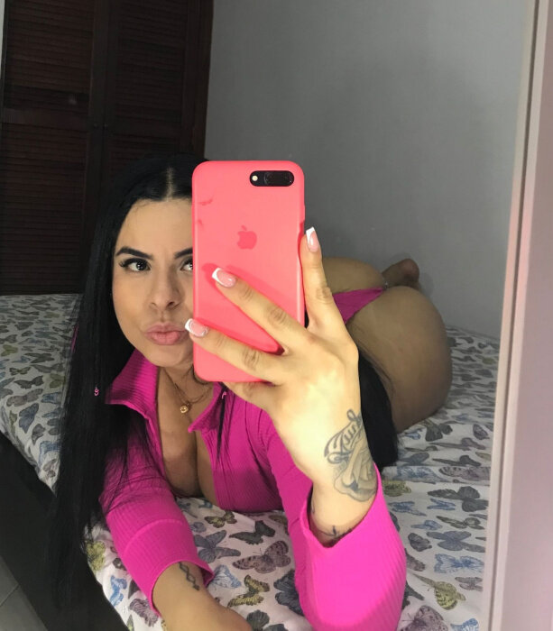 Carolineewhite (@carolineewhite), OnlyFans creator