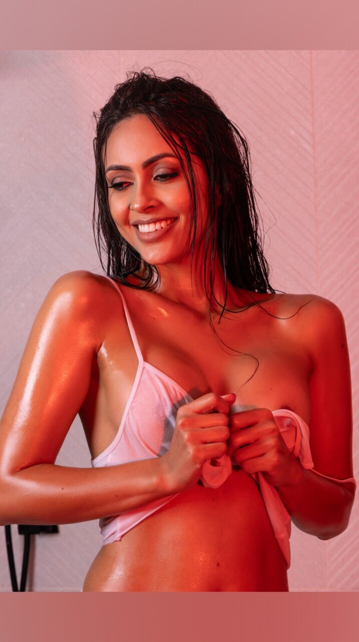 Caroorttiz (@caroorttiz), OnlyFans creator