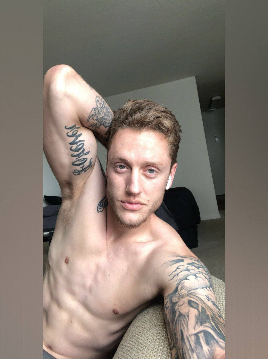 Carterbennett (@carterbennett), OnlyFans creator
