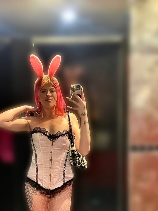 Cartierosee (@cartierosee), OnlyFans creator