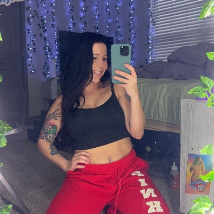 Caseylikestotrip1 (@caseylikestotrip1), OnlyFans creator