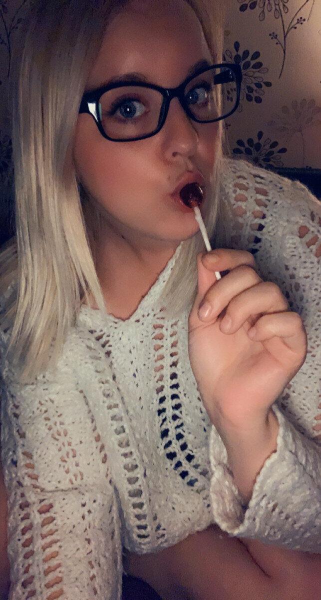 Cassiexo29 (@cassiexo29), OnlyFans creator