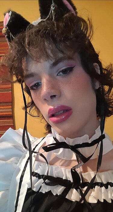 Catgirltina (@catgirltina), OnlyFans creator