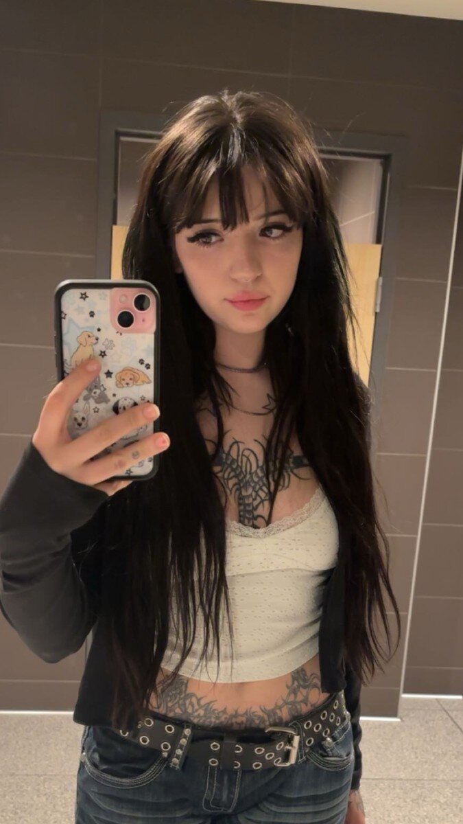 Ccl3m3ntin3 (@ccl3m3ntin3), OnlyFans creator
