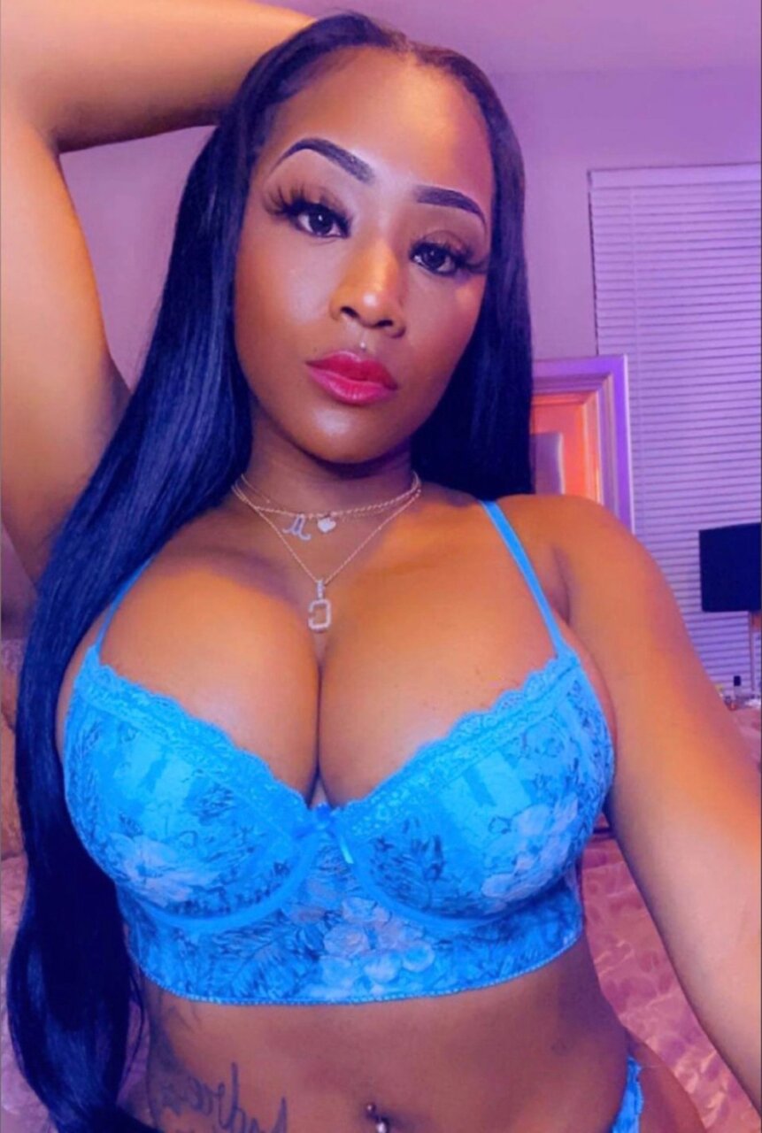 Chamarie91 (@chamarie91), OnlyFans creator