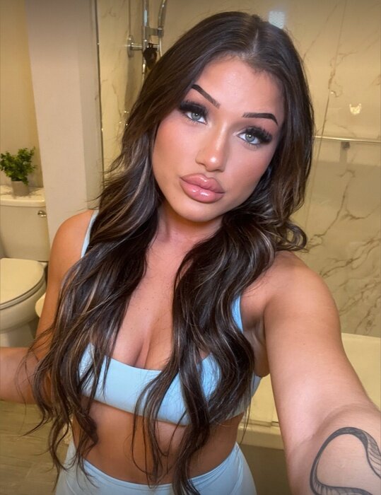 so (@chandrafranca), OnlyFans creator