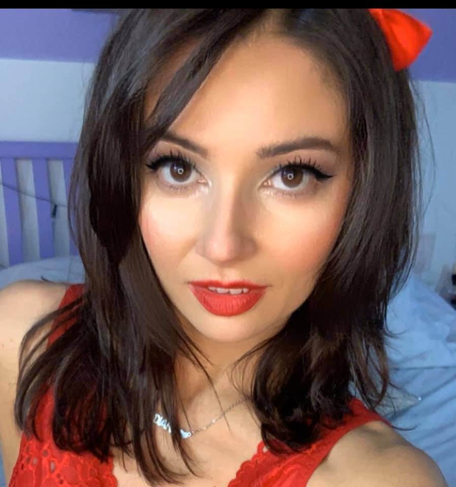 Chaneldea (@chaneldea), OnlyFans creator