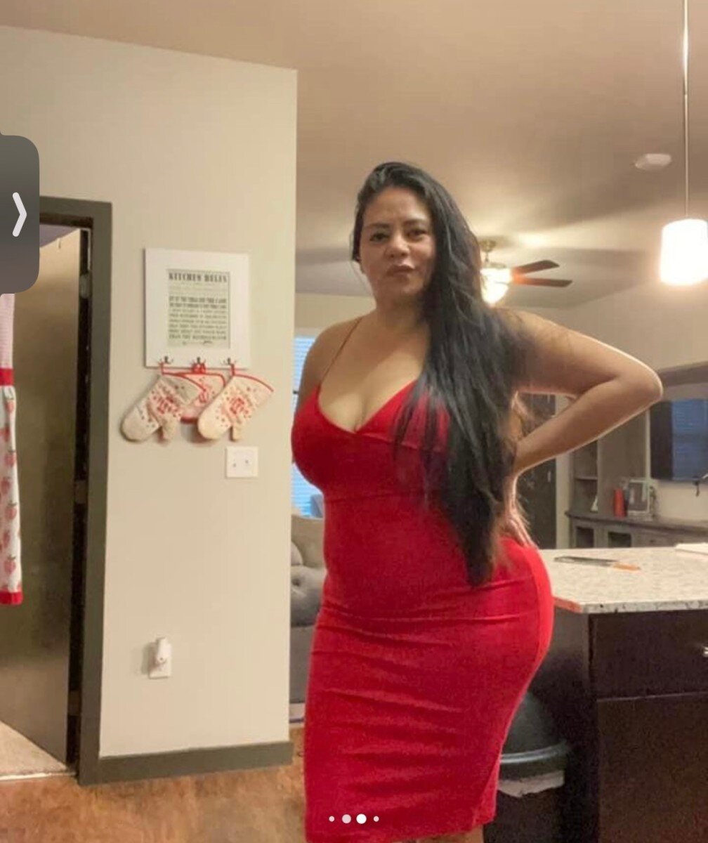 Chapina48 (@chapina48), OnlyFans creator