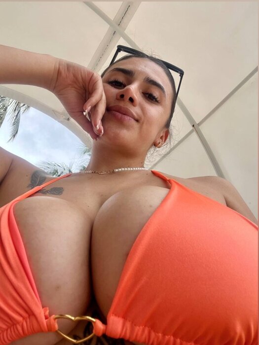 Charlottevipx (@charlotte.vipx), OnlyFans creator