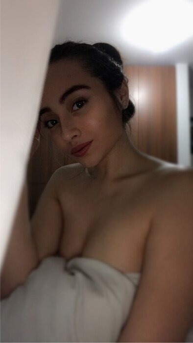Charm24 (@charm24), OnlyFans creator