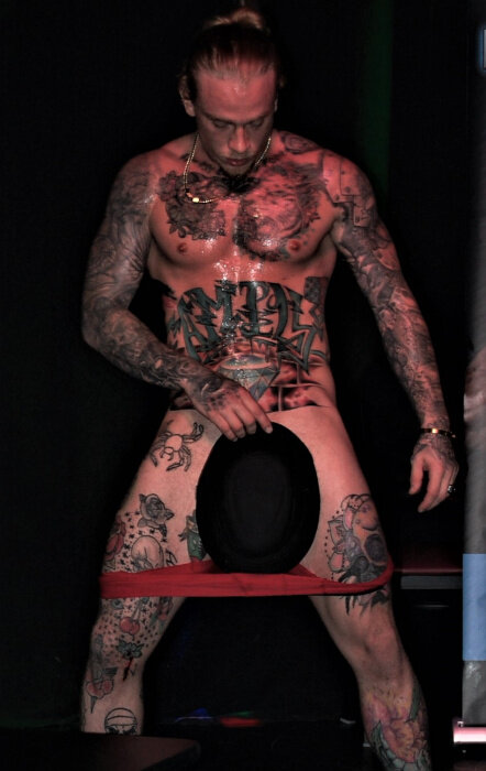 Charmentertainment (@charmentertainment), OnlyFans creator