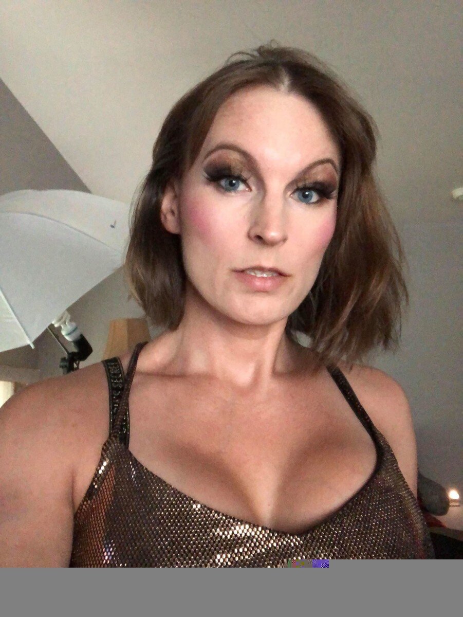 Chelseavonchastity (@chelseavonchastity), OnlyFans creator