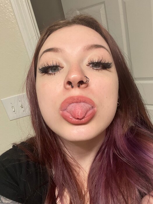 Cherryg59 (@cherryg59), OnlyFans creator