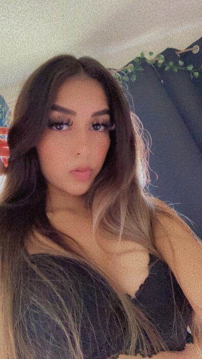 Cherryxmamii (@cherryxmamii), OnlyFans creator
