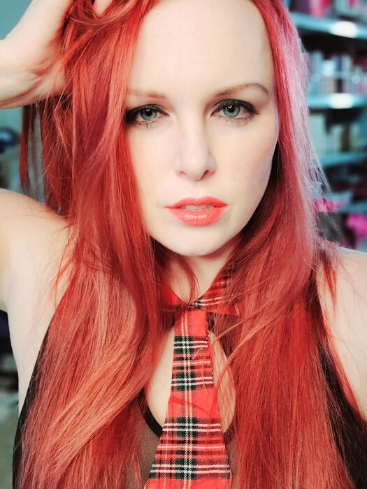 Cherxxjem77vip (@cherxxjem77vip), OnlyFans creator