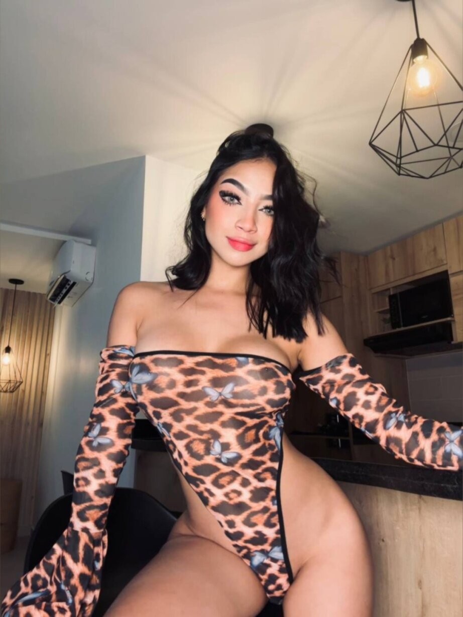 Cheryllovingg (@cheryllovingg), OnlyFans creator