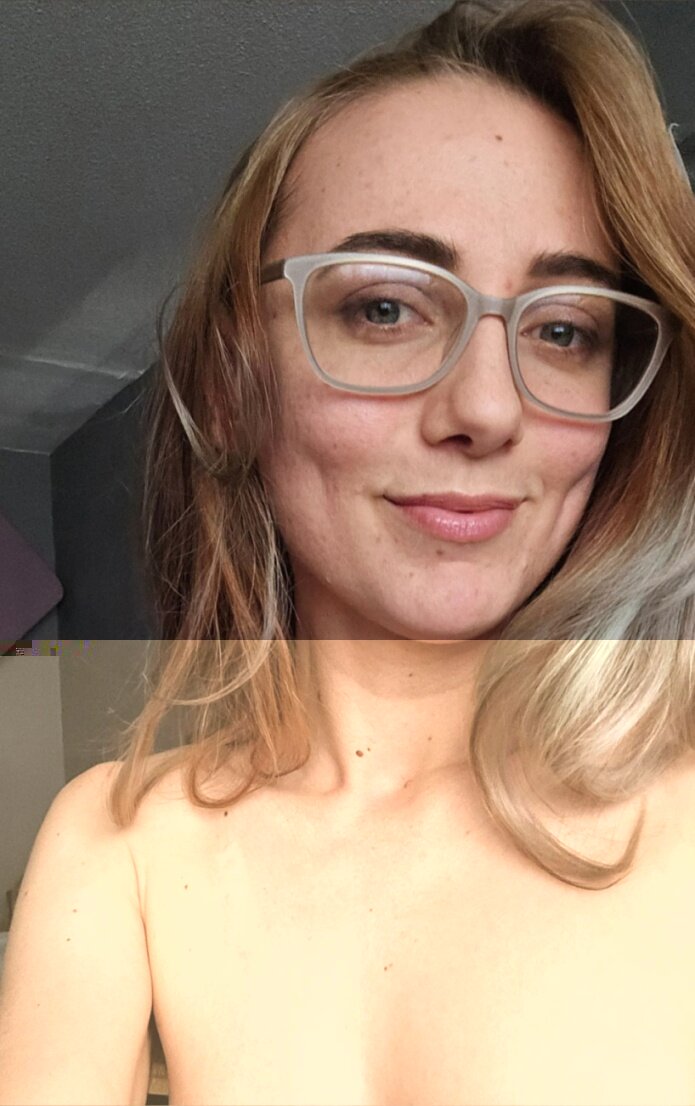 Chezzaluna (@chezzaluna), OnlyFans creator
