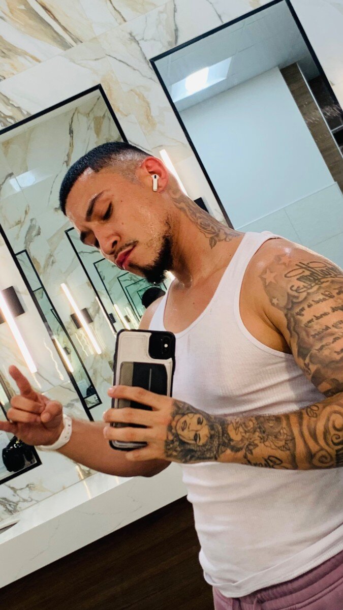 Chicojuarez5 (@chicojuarez5), OnlyFans creator