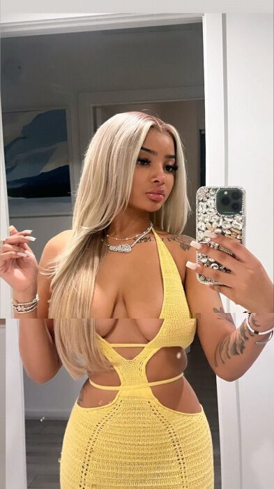 Chiinaredd (@chiinaredd), OnlyFans creator