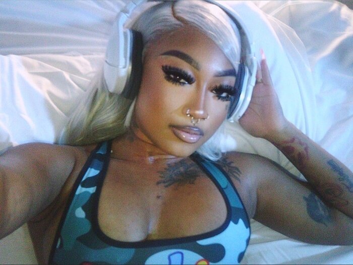 Chinadarling (@chinadarling), OnlyFans creator