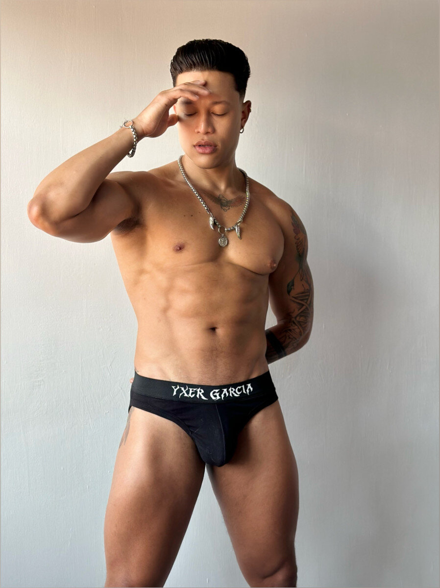 Chinitolatino1 (@chinitolatino1), OnlyFans creator