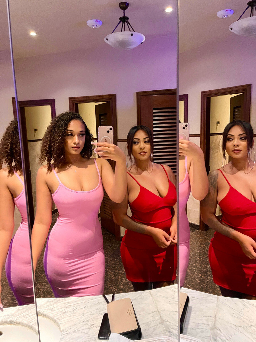 Chloeandchey (@chloeandchey), OnlyFans creator