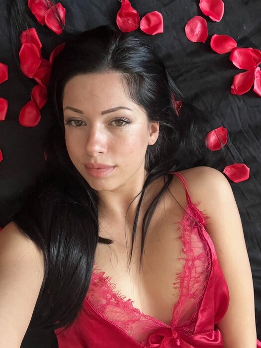 Chloeclint (@chloeclint), OnlyFans creator