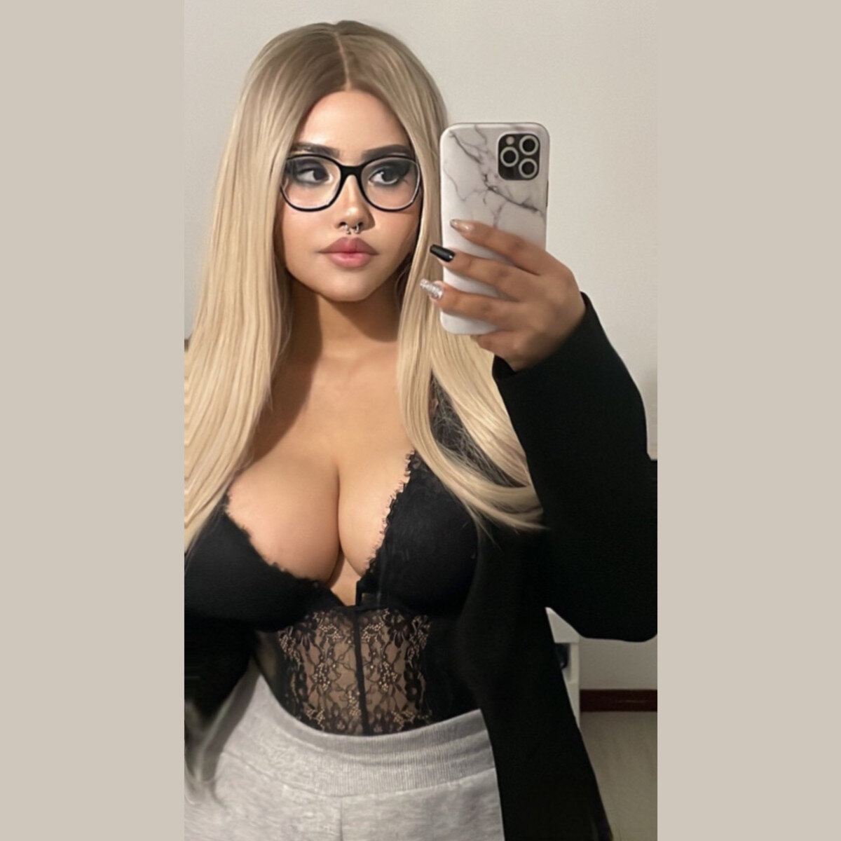 Chloemiller21 (@chloemiller21), OnlyFans creator