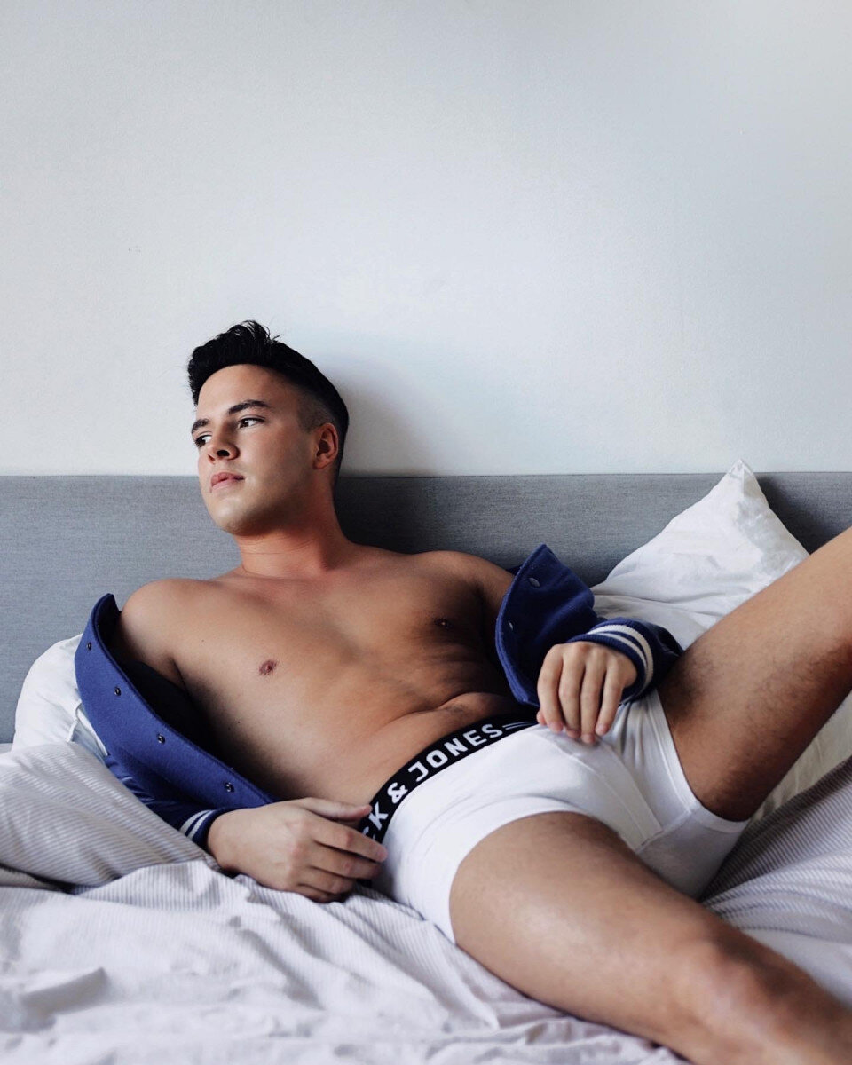 Chrisbiebersosi (@chrisbiebersosi), OnlyFans creator
