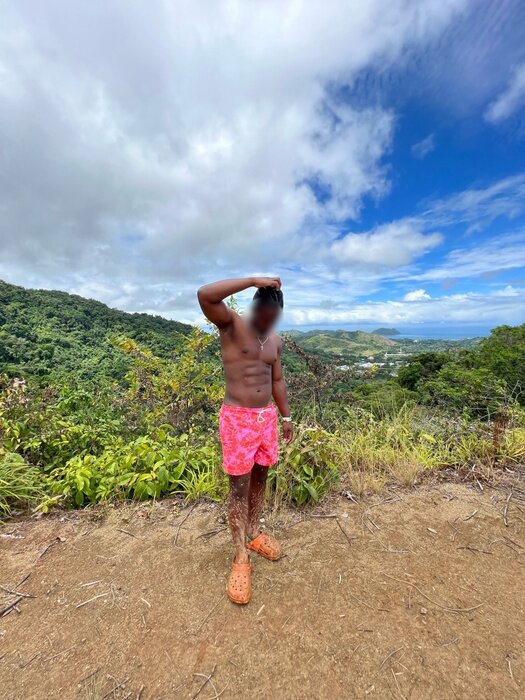 Chrishasabigfree (@chrishasabigfree), OnlyFans creator
