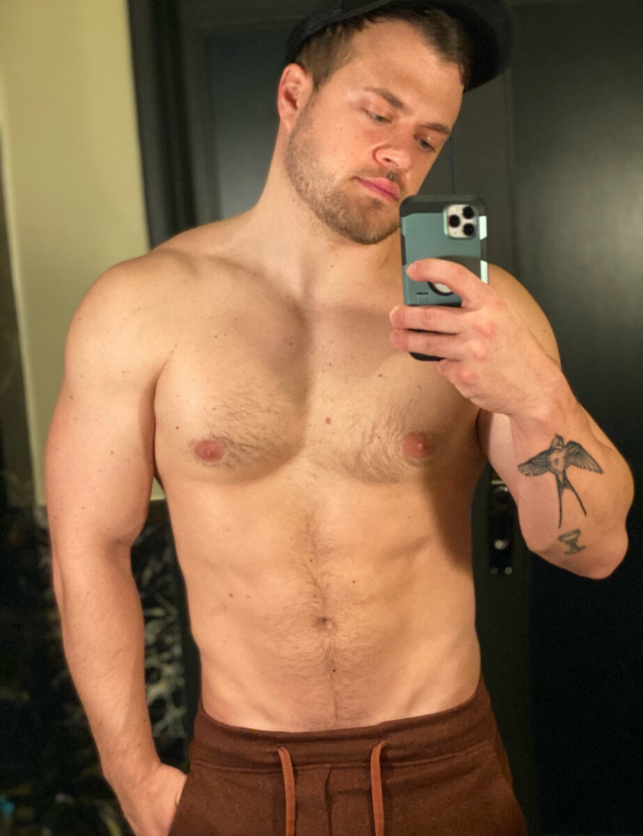 Chrisrhodes (@chrisrhodes), OnlyFans creator
