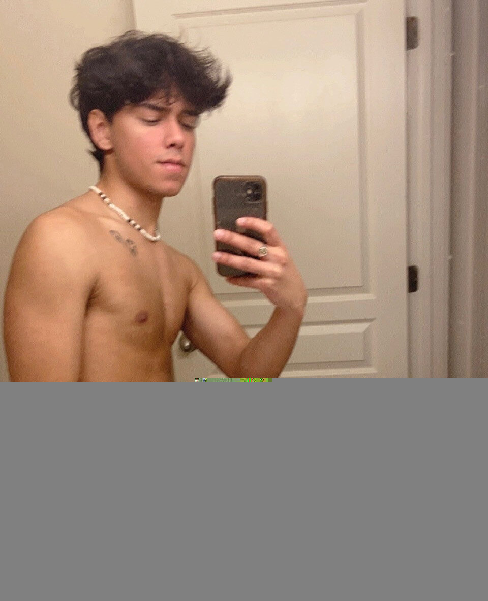 Chrissstone (@chrissstone), OnlyFans creator