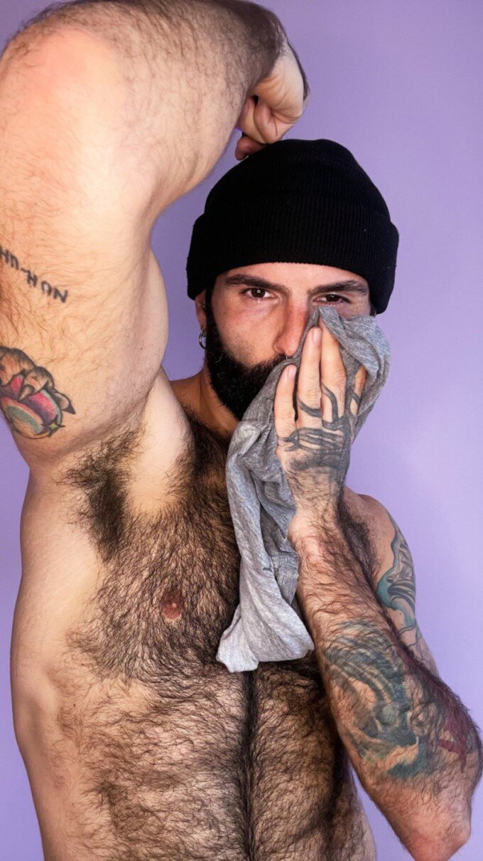 Chrissxs (@chrissxs), OnlyFans creator