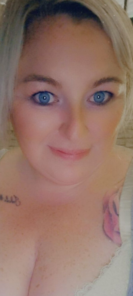 Chubbywife (@chubby_wife), OnlyFans creator